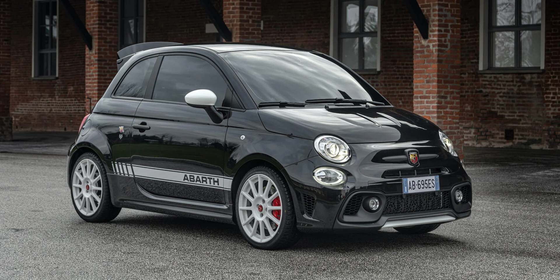 Fiat 500 / 595 / 695 2015 2023 Chip Tuning Abarth 595 Pista 1.4 T 165hp Fiat 500 / 595 / 695 2015 2023 Chip Tuning Abarth 595 Pista 1.4 T 165hp