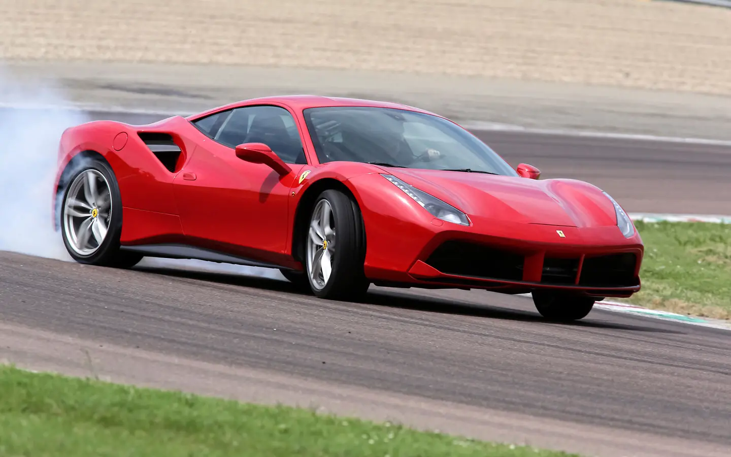 Ferrari 488 GTB/Spider 2015  ... Chip Tuning 3.9 V8 Bi-Turbo 670hp