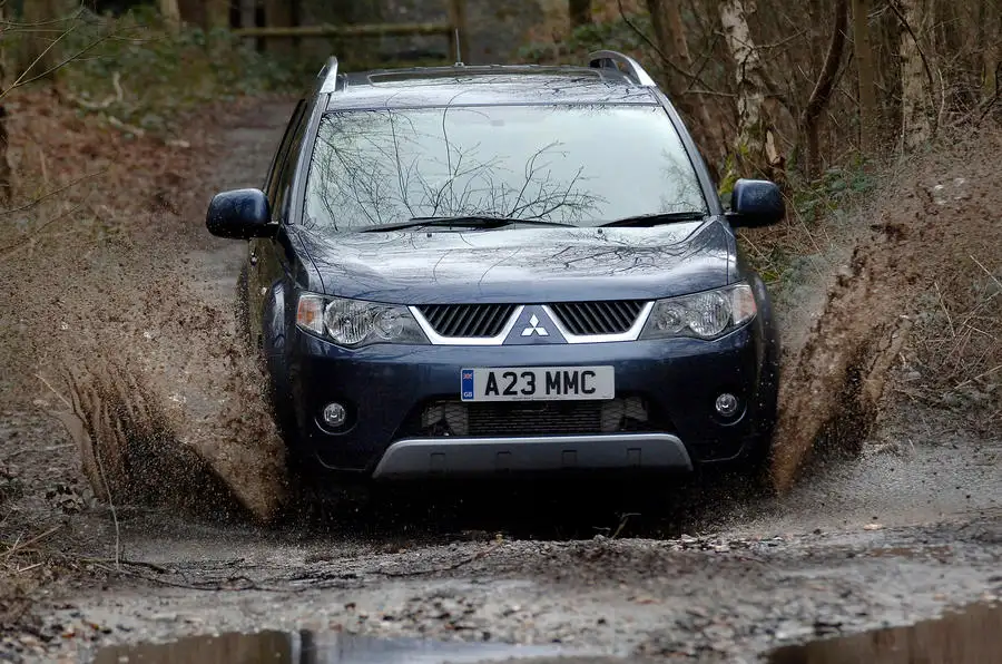 Mitsubishi Outlander 2007  2012 Chip Tuning 2.2 DiD 156hp