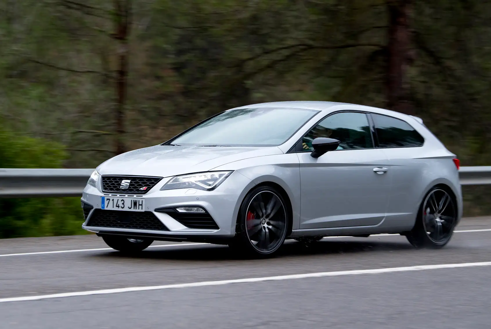 Seat Leon 5F Mk2  2017  2020 Chip Tuning 2.0 TSI Cupra R 310hp