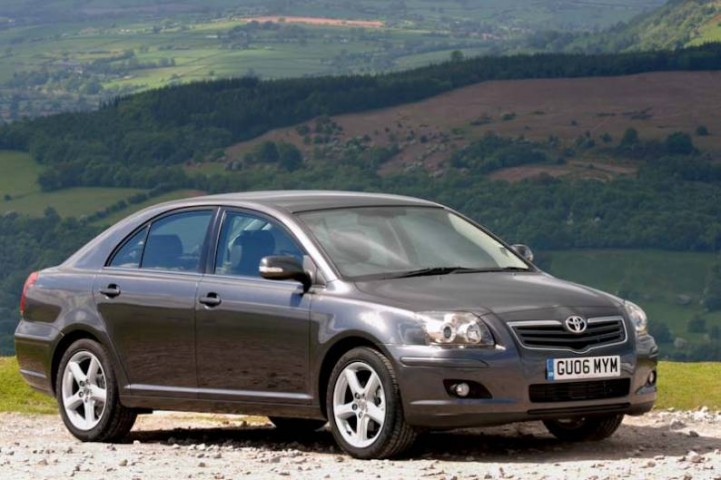 Toyota Avensis T250  2006  2009 Chip Tuning 2.0 D4d 126hp